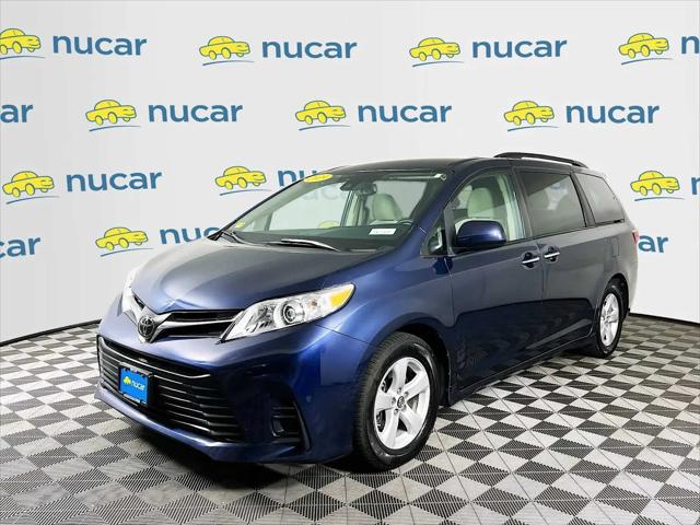 2019 Toyota Sienna LE 8 Passenger