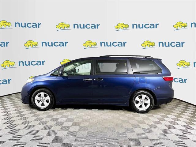 2019 Toyota Sienna LE 8 Passenger