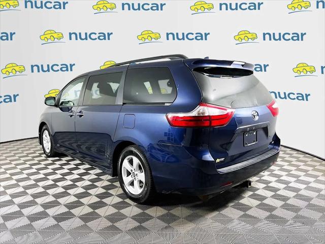2019 Toyota Sienna LE 8 Passenger