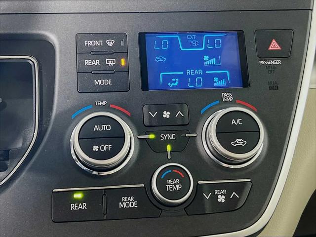 2019 Toyota Sienna LE 8 Passenger