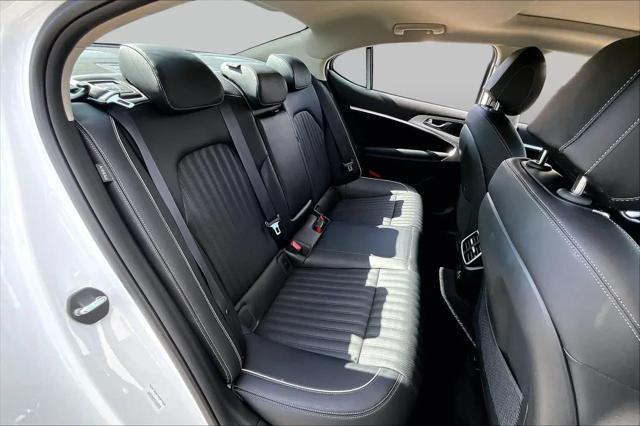 2026 Genesis G70 2.5T RWD Prestige