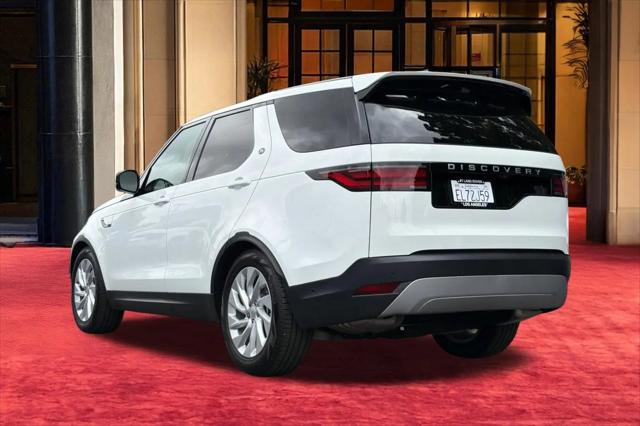 2025 Land Rover Discovery P300 S