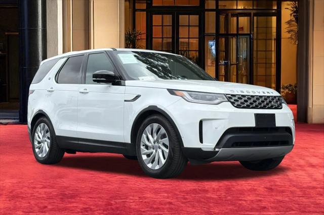 2025 Land Rover Discovery P300 S