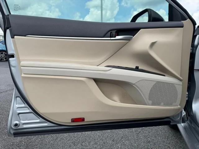 2023 Toyota Camry LE Hybrid