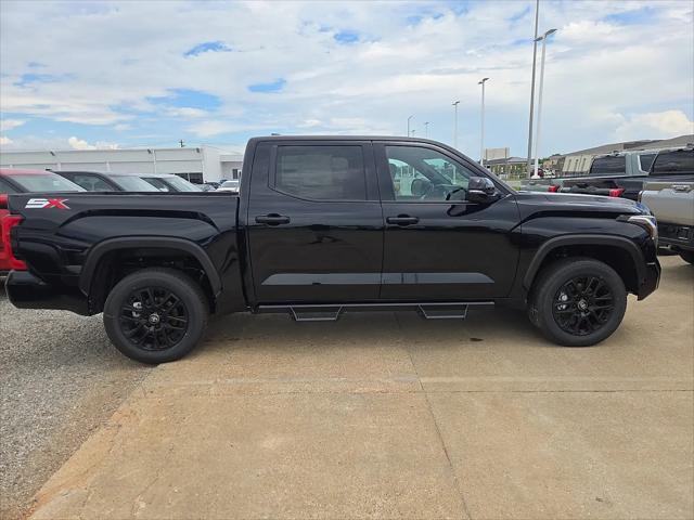 2026 Toyota Tundra SR5 CrewMax 5.5' Bed