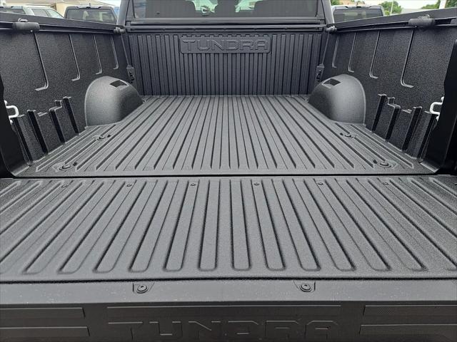 2026 Toyota Tundra SR5 CrewMax 5.5' Bed