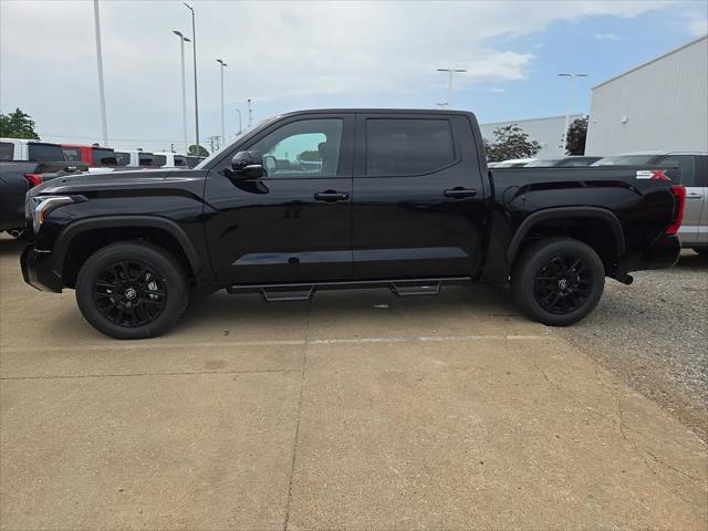 2026 Toyota Tundra SR5 CrewMax 5.5' Bed