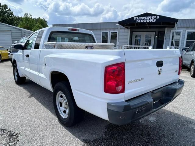 2007 Dodge Dakota ST