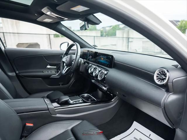 2022 Mercedes-Benz A 220 4MATIC