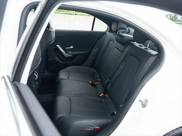 2022 Mercedes-Benz A 220 4MATIC
