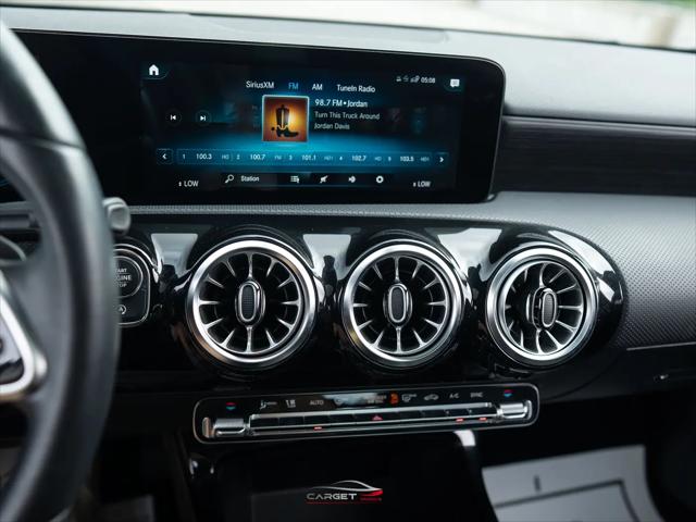2022 Mercedes-Benz A 220 4MATIC
