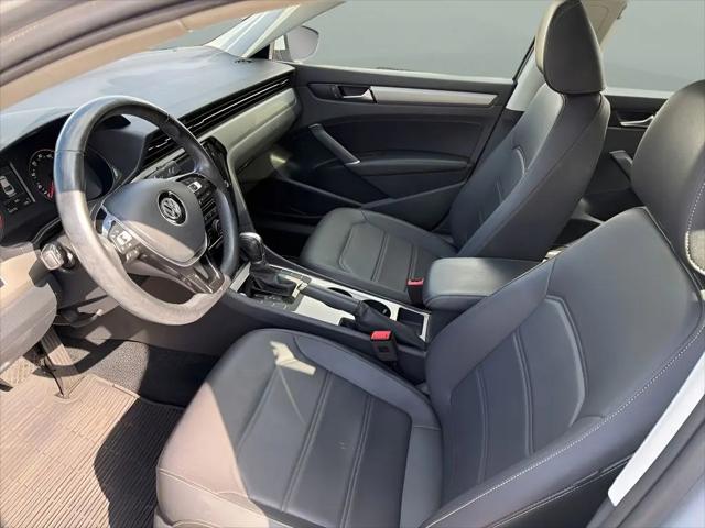 2020 Volkswagen Passat 2.0T SE