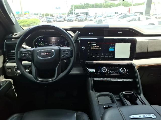 2024 GMC Sierra 2500HD 4WD Crew Cab Standard Bed AT4
