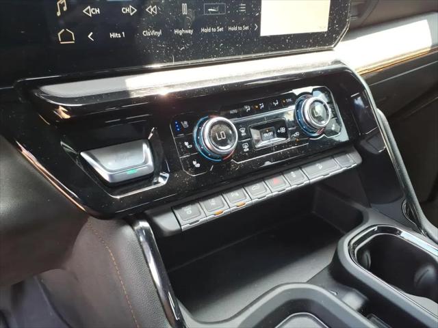 2024 GMC Sierra 2500HD 4WD Crew Cab Standard Bed AT4