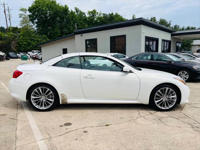 2011 INFINITI G37 G37