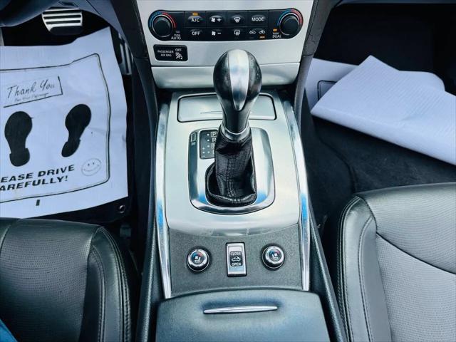 2011 INFINITI G37 G37