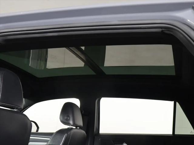2021 Volkswagen Atlas Cross Sport 3.6L V6 SE w/Technology R-Line