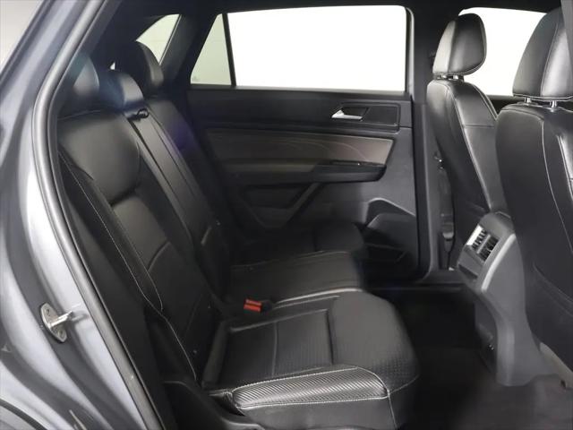 2021 Volkswagen Atlas Cross Sport 3.6L V6 SE w/Technology R-Line