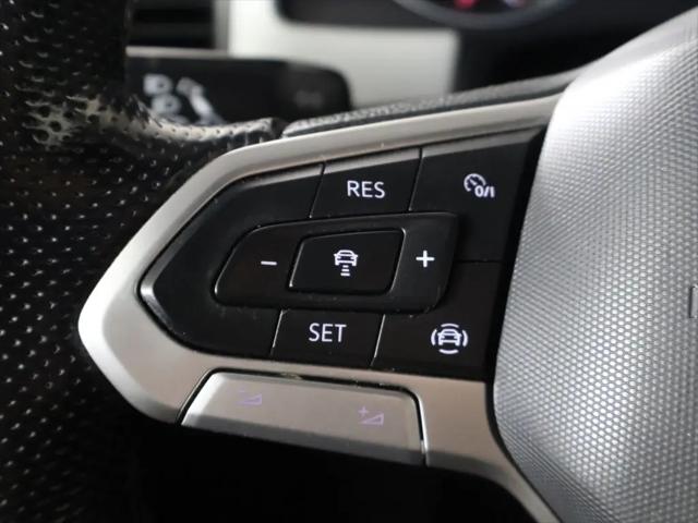 2021 Volkswagen Atlas Cross Sport 3.6L V6 SE w/Technology R-Line