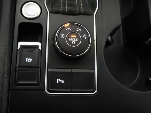 2021 Volkswagen Atlas Cross Sport 3.6L V6 SE w/Technology R-Line