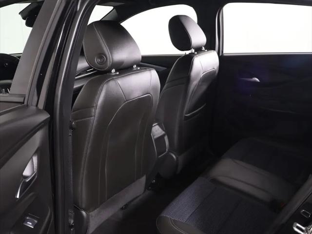 2025 Buick NV Preferred FWD