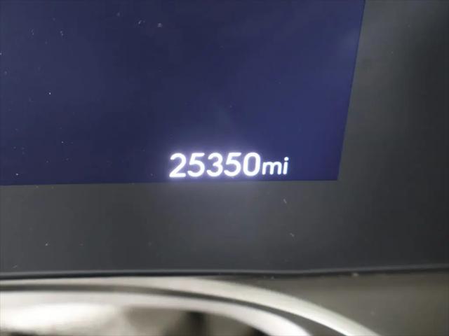 2025 Buick NV Preferred FWD