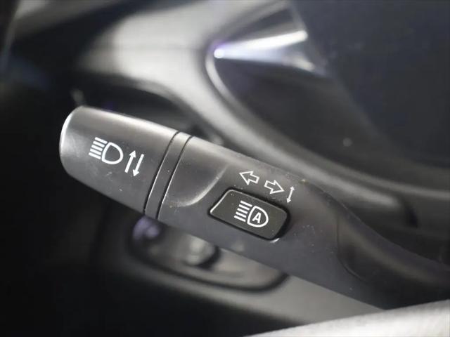 2025 Buick NV Preferred FWD