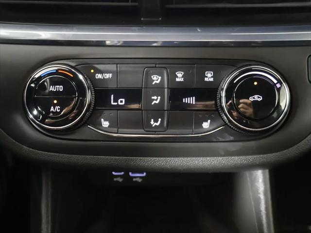 2025 Buick NV Preferred FWD