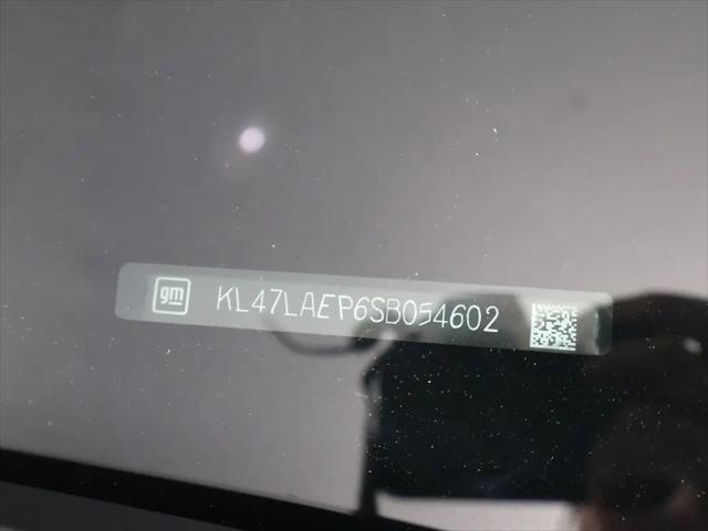 2025 Buick NV Preferred FWD