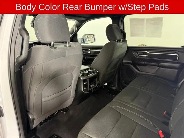 2025 Ram 1500 Big Horn Crew Cab 4x4 5'7" Box