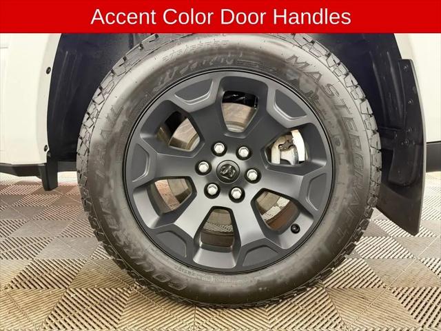 2025 Ram 1500 Big Horn Crew Cab 4x4 5'7" Box