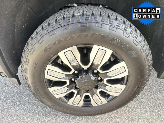 2025 GMC Sierra 2500HD 4WD Crew Cab Standard Bed Denali