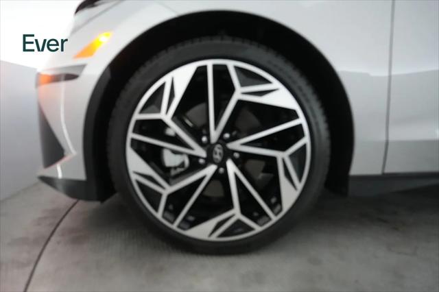 2024 Hyundai IONIQ 6 SEL