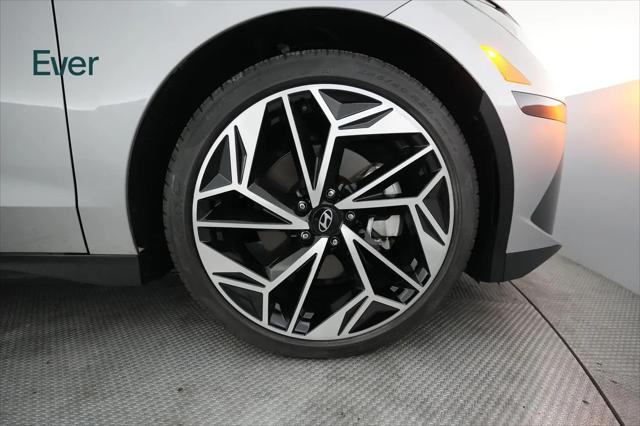 2024 Hyundai IONIQ 6 SEL