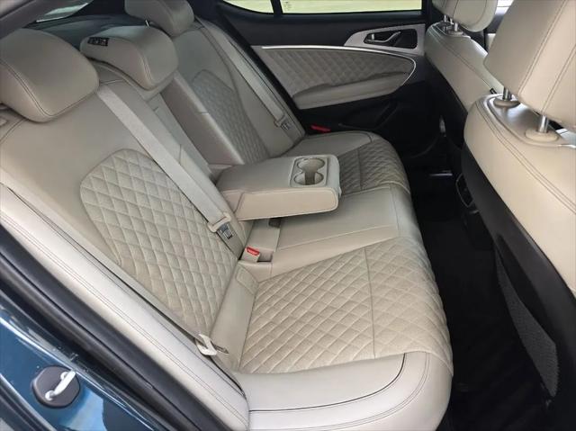 2023 Genesis G70 3.3T RWD