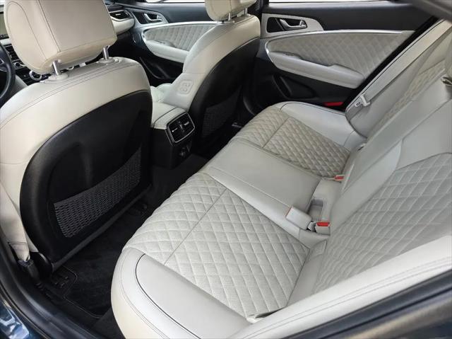 2023 Genesis G70 3.3T RWD
