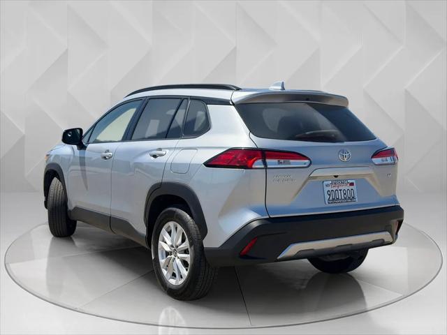 2022 Toyota Corolla Cross LE