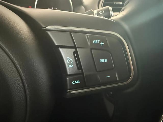 2018 Jaguar XE 25t Premium