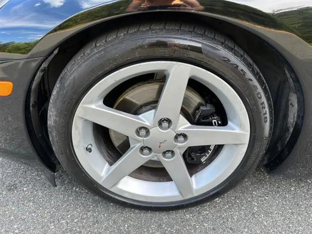 2005 Chevrolet Corvette Base