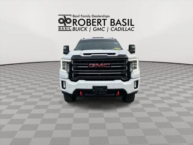 2022 GMC Sierra 2500HD 4WD Crew Cab Standard Bed AT4
