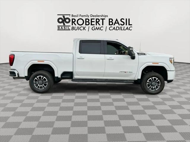 2022 GMC Sierra 2500HD 4WD Crew Cab Standard Bed AT4