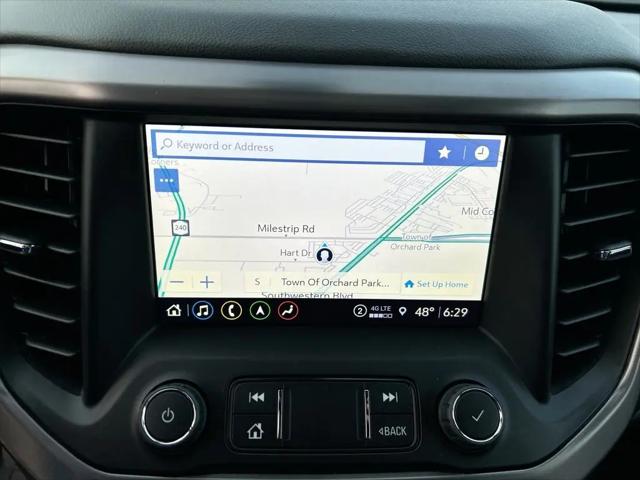 2023 GMC Acadia AWD AT4
