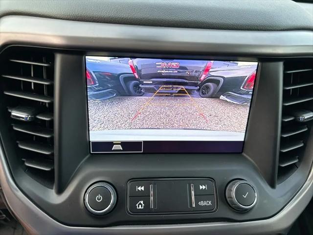 2023 GMC Acadia AWD AT4