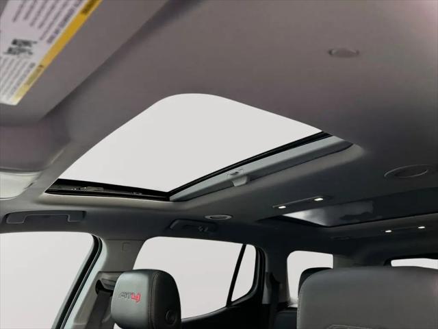 2023 GMC Acadia AWD AT4