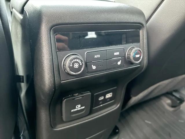 2023 GMC Acadia AWD AT4