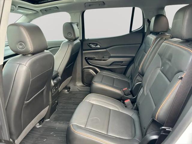 2023 GMC Acadia AWD AT4