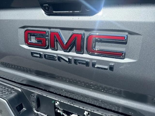 2026 GMC Canyon Denali, 4WD