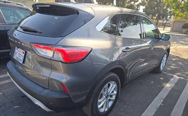 2021 Ford Escape SE Hybrid