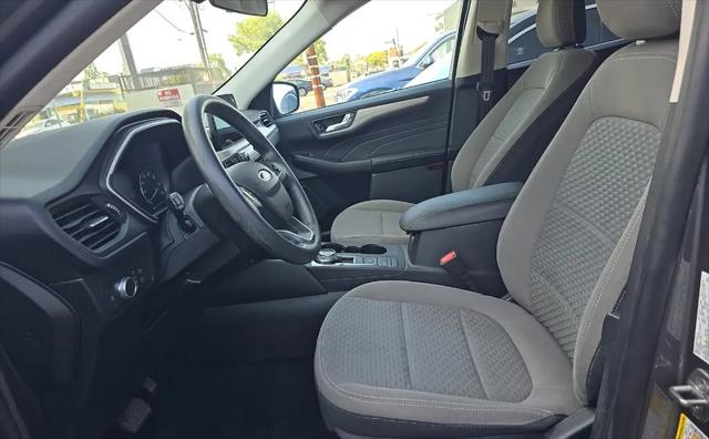 2021 Ford Escape SE Hybrid