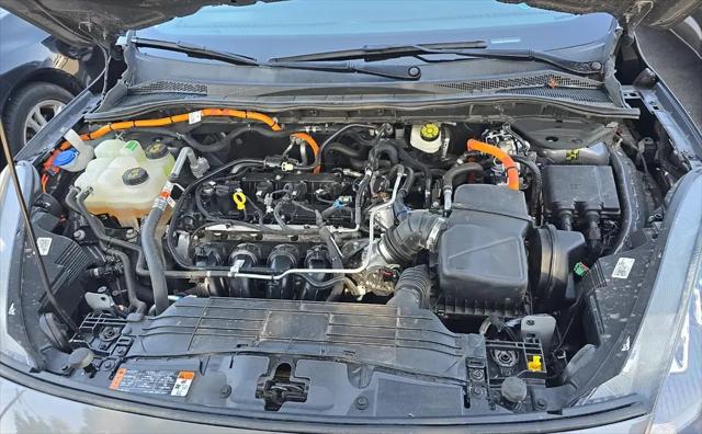 2021 Ford Escape SE Hybrid